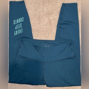 OLD NAVY ACTIVE GO DRY LEGGINGS 
Every Step Counts Sz Lg